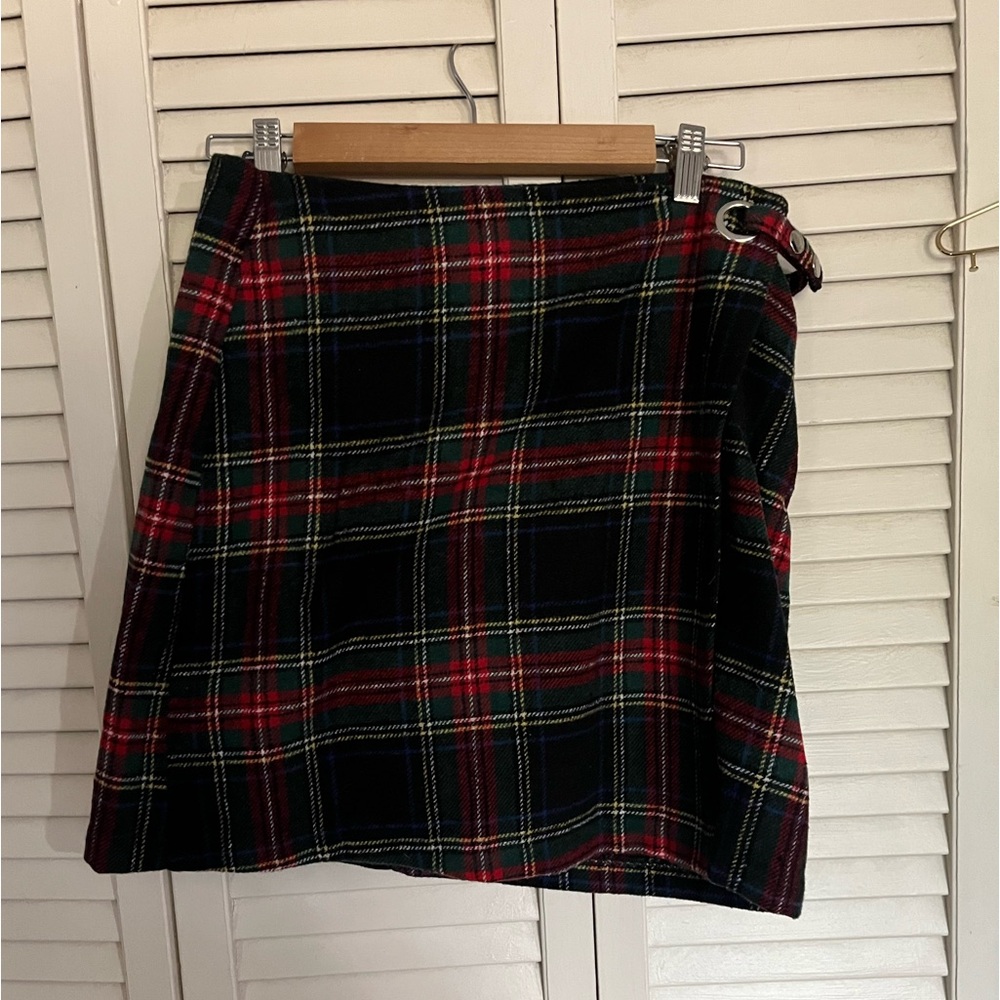 NWT Francesca’s plaid wrap skirt